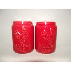 Red Mason Jar W/Rooster Design Salt & Pepper Shakers